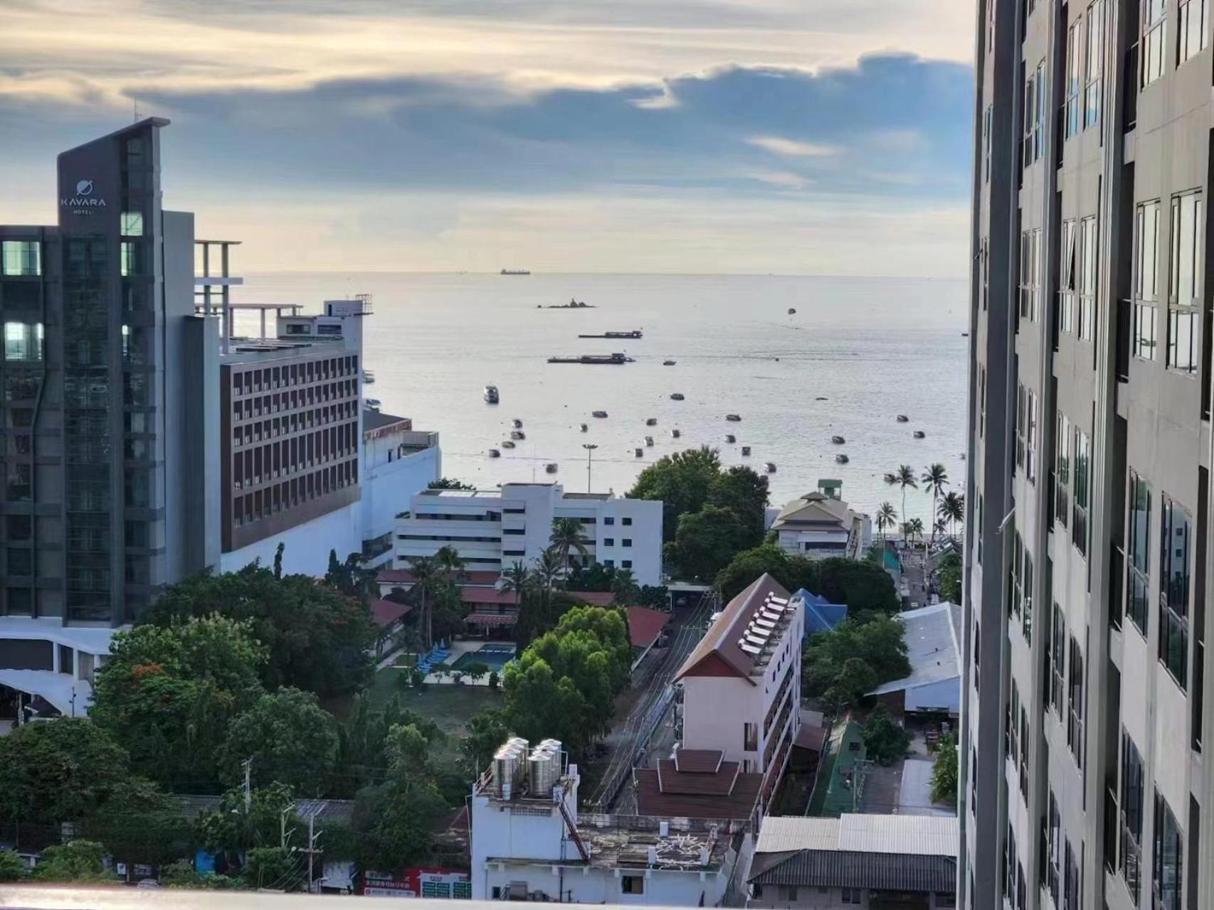 The Base Διαμέρισμα Pattaya Εξωτερικό φωτογραφία